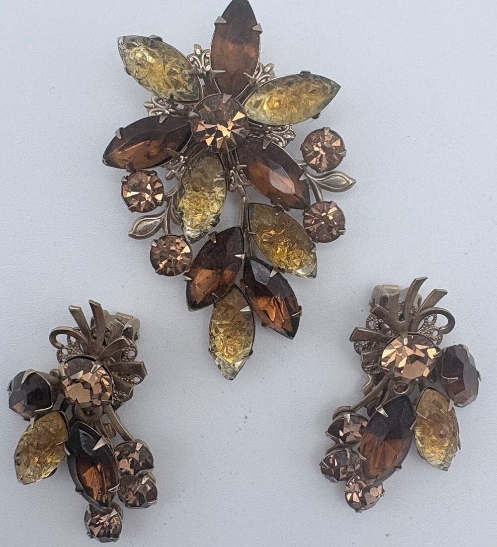 Vintage Amber and Topaz colored Brooch and Clip-on Earrings